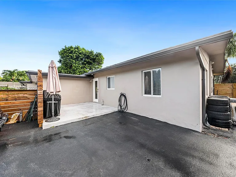 217 E Acre Dr — Photo 27