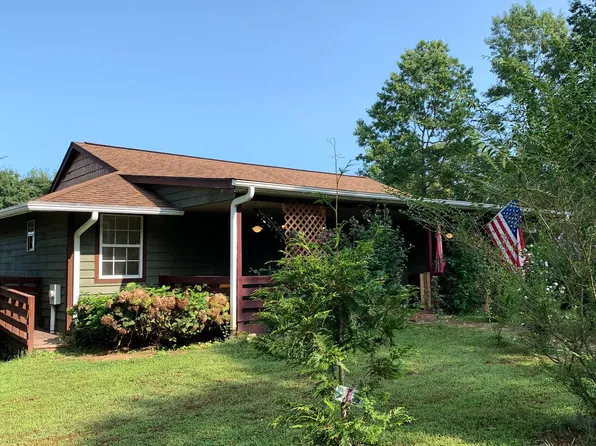 141 Fairview Ave, Blairsville, GA 30512