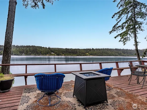 209 E Herron Boulevard NW, Lakebay, WA 98349