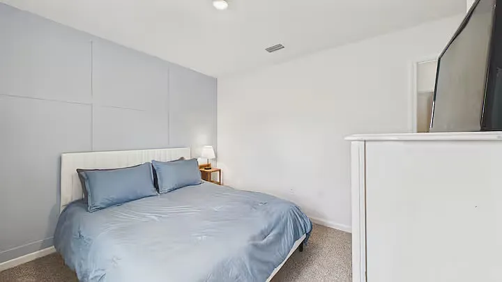 4 bed, 1492 sqft, $2,600 — Photo 3