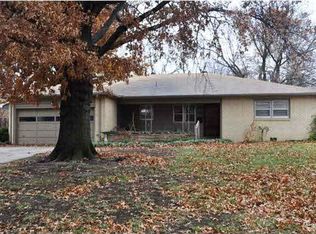 6008 Grace Ln, Wichita, KS 67208