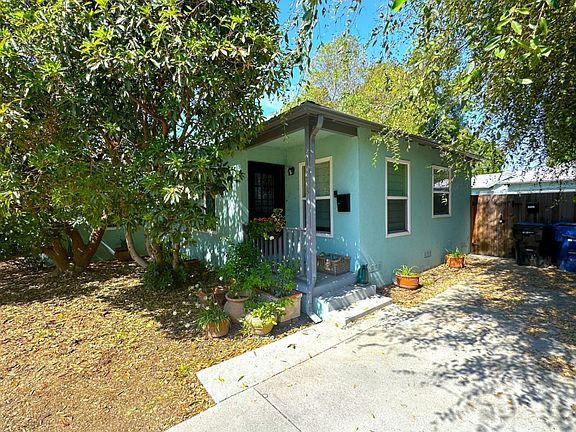 4th image of 17233 Archwood St