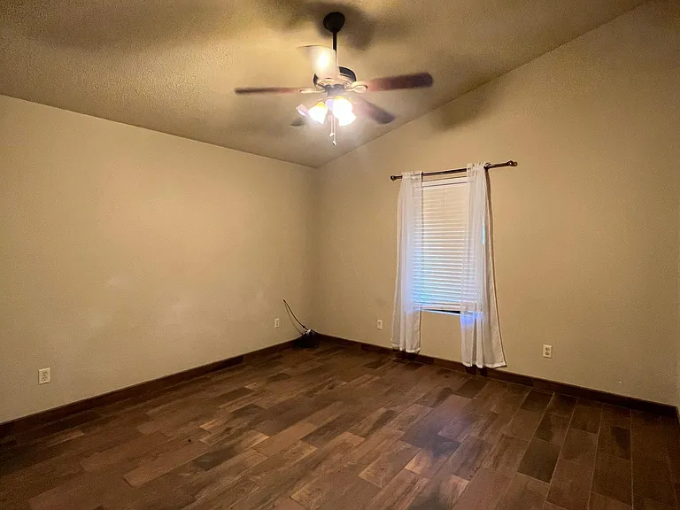 3390 Majestic Rdg — Photo 16