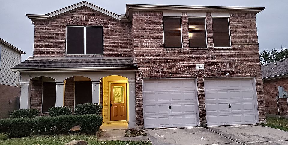 1st image of 7327 Wisteria Chase Pl
