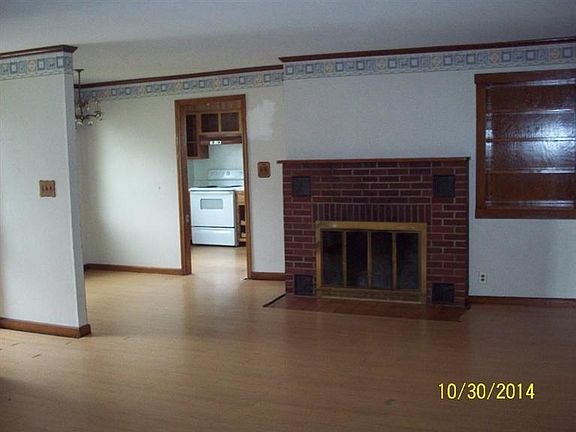 3rd image of 204 Linden Ave