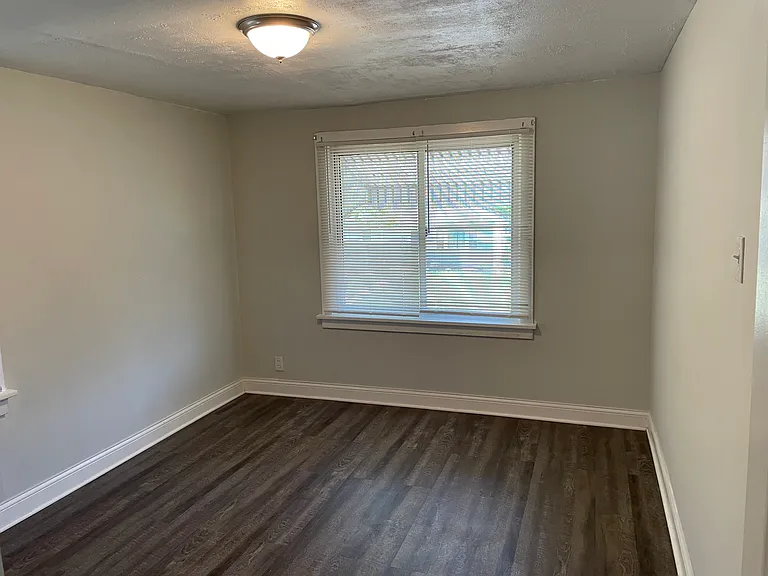 8521 Betty Lee Ave — Photo 6