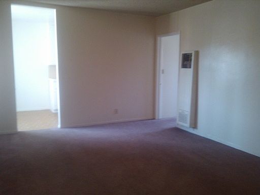 2nd image of 8419 S Western Ave APT 5
