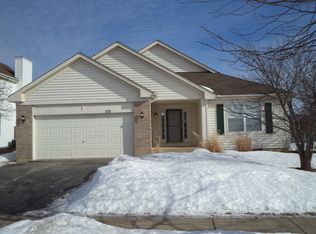 175 Havenwood Dr, Round Lake, IL 60073