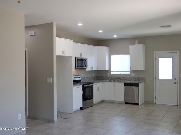 1699 S San Antonio Dr, Tucson, AZ 85713