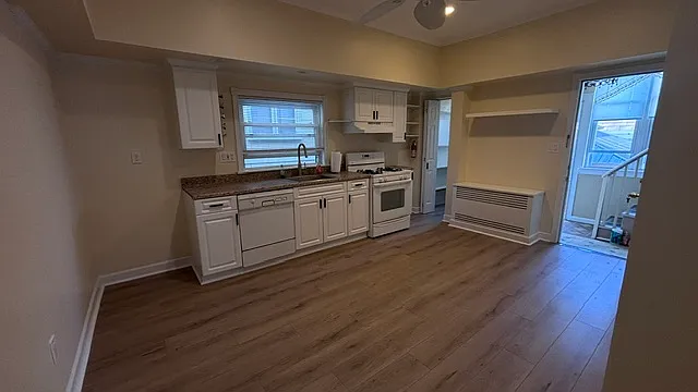 3 bed, 950 sqft, $2,300 — Photo 4
