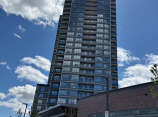 50 Upper Mall Way #B-3011, Vaughan, ON L4J0L8