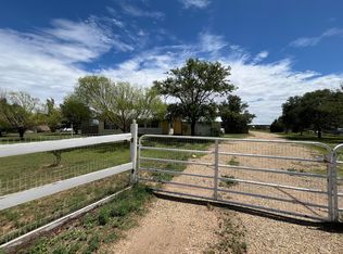 6926 Elephant Rd, Lubbock, TX 79407