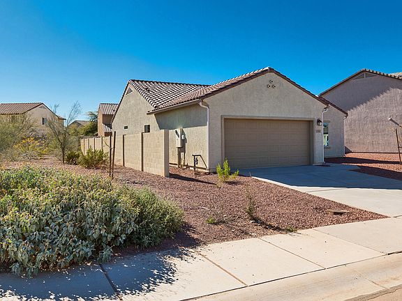 2nd image of 21601 E Prospector Pl