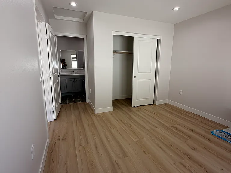 Doral Ct — Photo 9