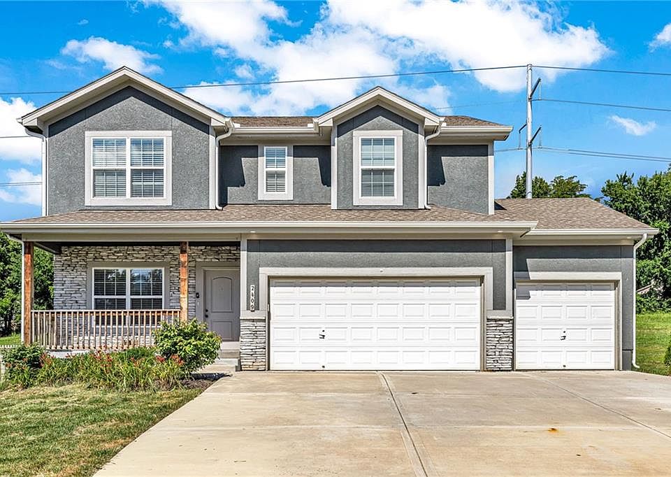 1st image of 2409 SE Creekridge Ct