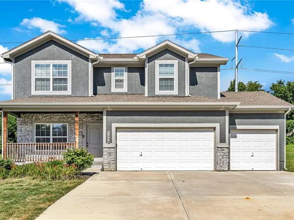 2409 SE Creekridge Ct, Blue Springs, MO 64014