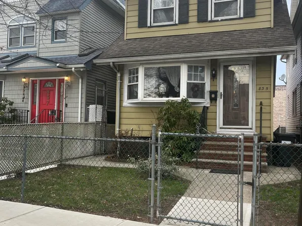 835 Post Ave, Staten Island, NY 10310