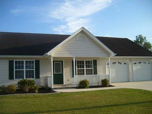 1st image of 671 N Peppercorn Ln