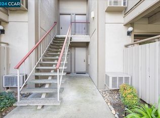 100 Kinross Dr APT 17, Walnut Creek, CA 94598