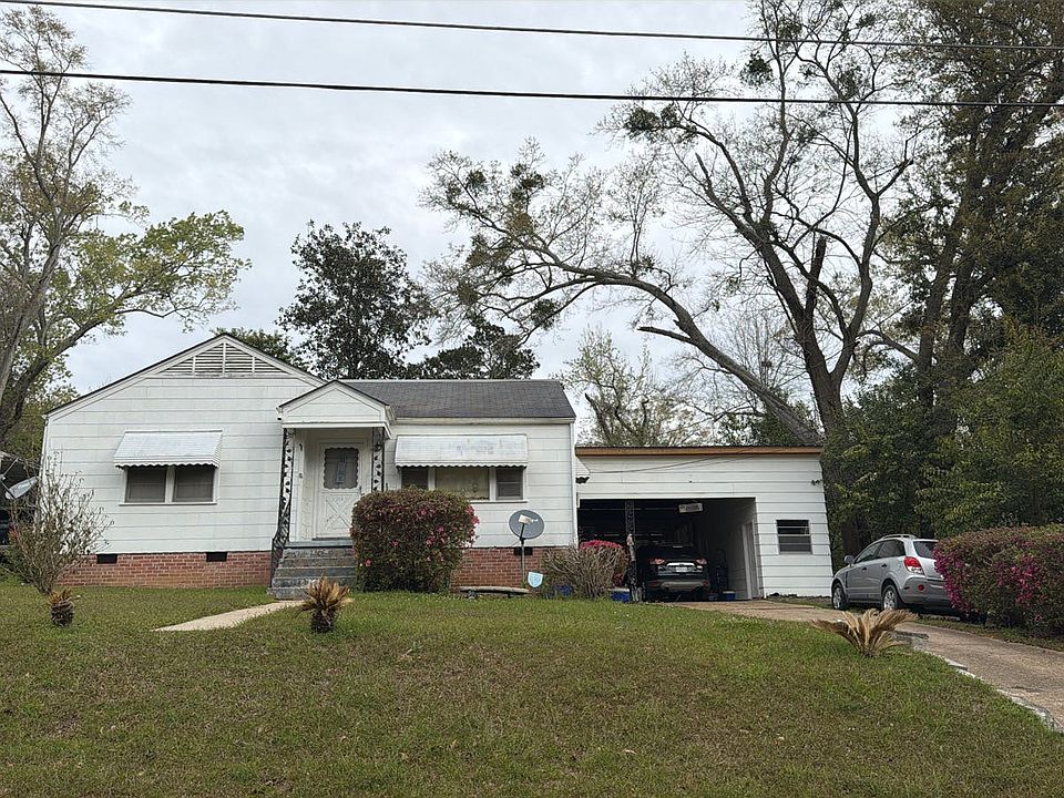 1st image of 213 Oakland Dr