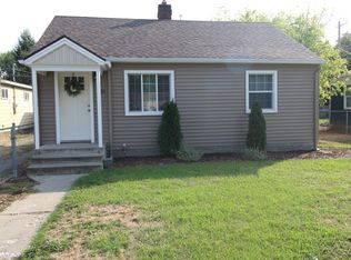 418 E Hawthorne Rd, Spokane, WA 99218
