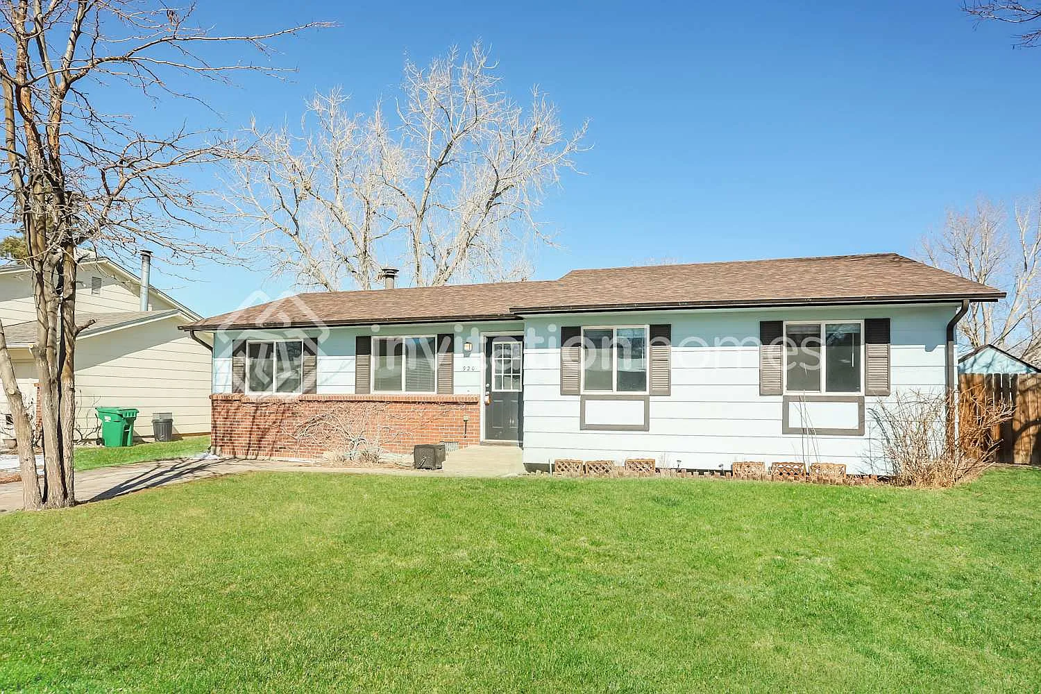 920 S Waco Way Aurora, CO 80017 — Photo 1