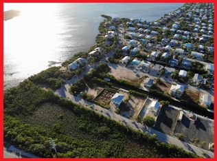 27444 W Indies Dr, Ramrod Key, FL 33042