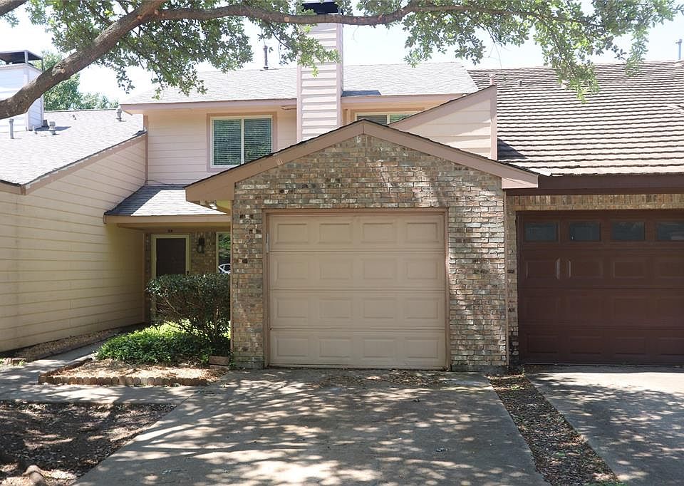 1st image of 221 McCarley Pl