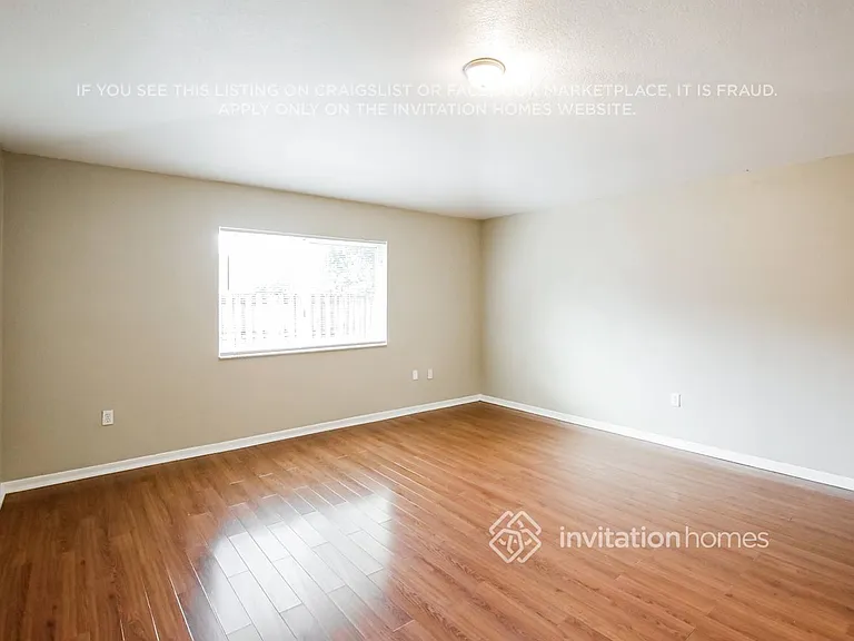 16887 Crestview Ln — Photo 9