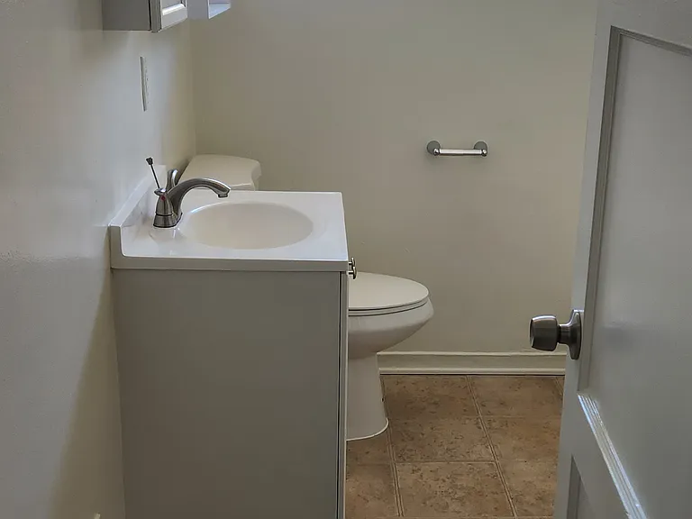 4078 West Blvd #C — Photo 3