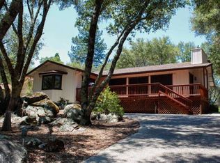 18212 Jayhawk Dr, Penn Valley, CA
