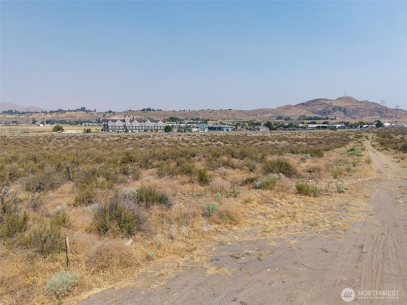 2nd image of 4 Enterprise Way Road