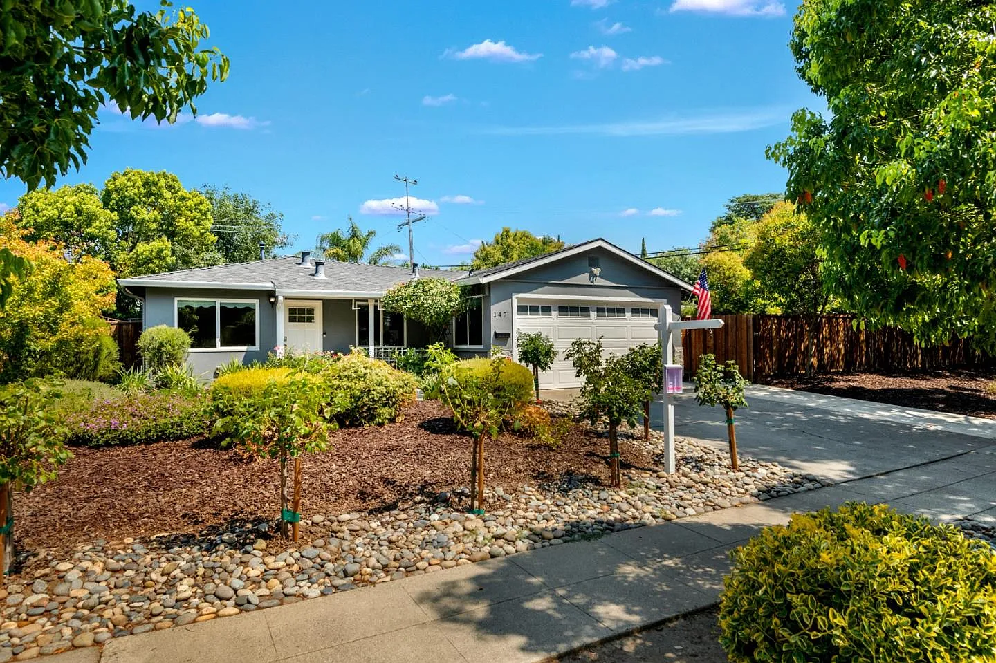 147 Arroyo Grande Way photo 1