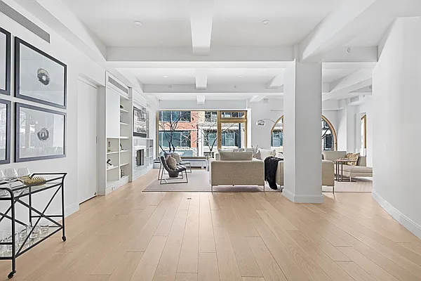 Sold by Compass | media 22