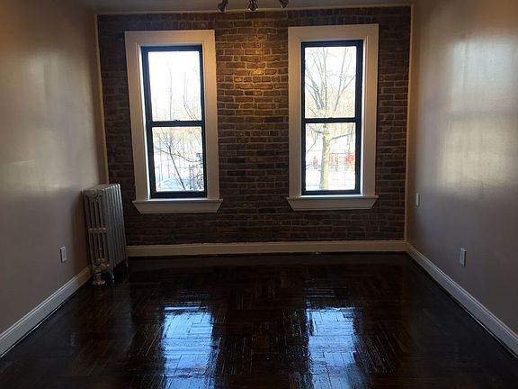 2nd image of 1105 Morrison Ave APT 1H