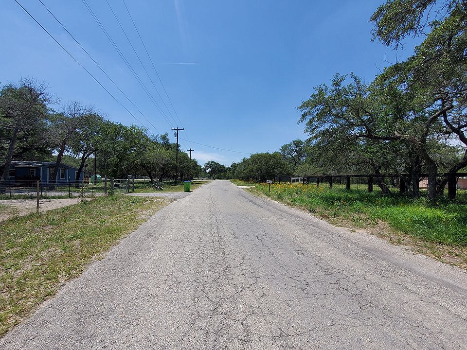 375 Sherwood Forest Dr, Poteet, TX 78065 Zillow