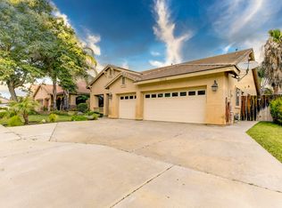 9504 Paseo De Los Castillos, Santee, CA 92071