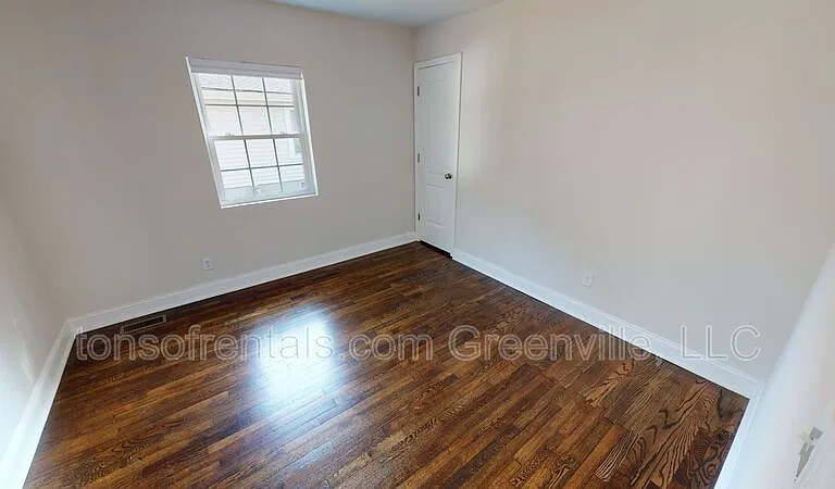 217 Brockman Ave — Photo 8