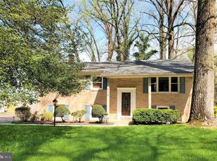 909 Old County Rd, Severna Park, MD 21146