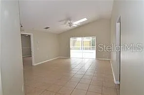 3 bed, 2.0 bath, 1250 sqft, $2,500 — Photo 3
