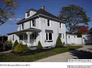 87 Walling Ave, Belford, NJ 07718