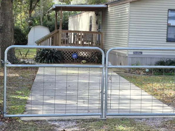 1311 NW 18th Ave, Chiefland, FL 32626