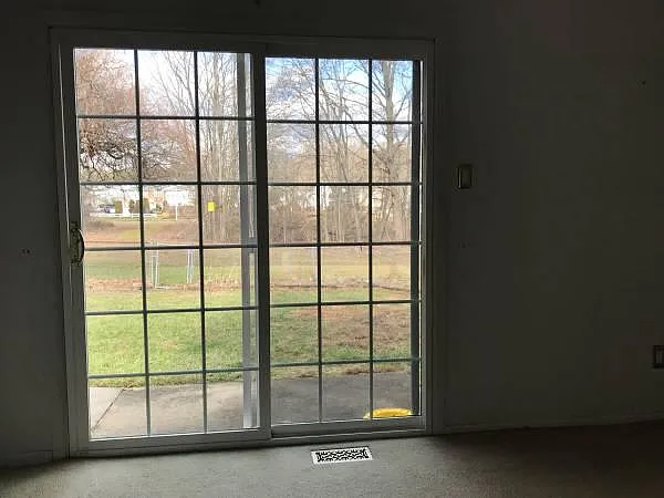 24 Blue Jay Dr — Photo 6