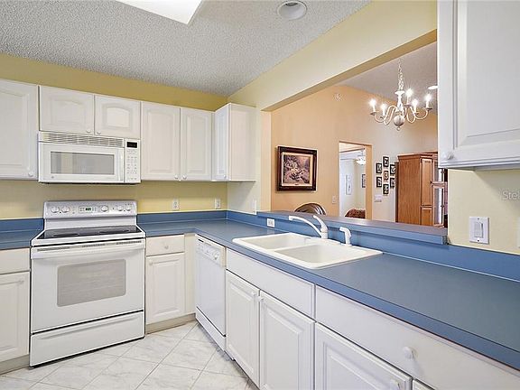 4th image of 3016 Saint Thomas Ln