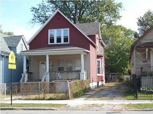 10941 S Wentworth Ave photo 1