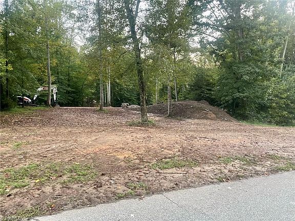 5th image of 342 Crows Nest Dr #24
