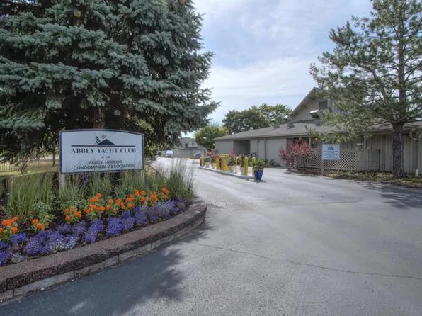 271 Fontana BOULEVARD #708, Fontana, WI 53125