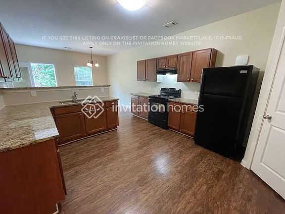 4th image of 953 Rock Hill Pkwy