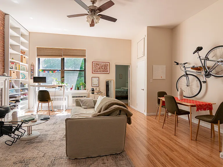 48 W 87th St #2B — Photo 4