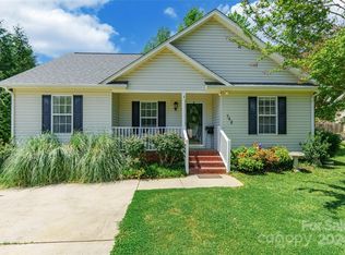 742 Golden Bell Dr, Rock Hill, SC 29732